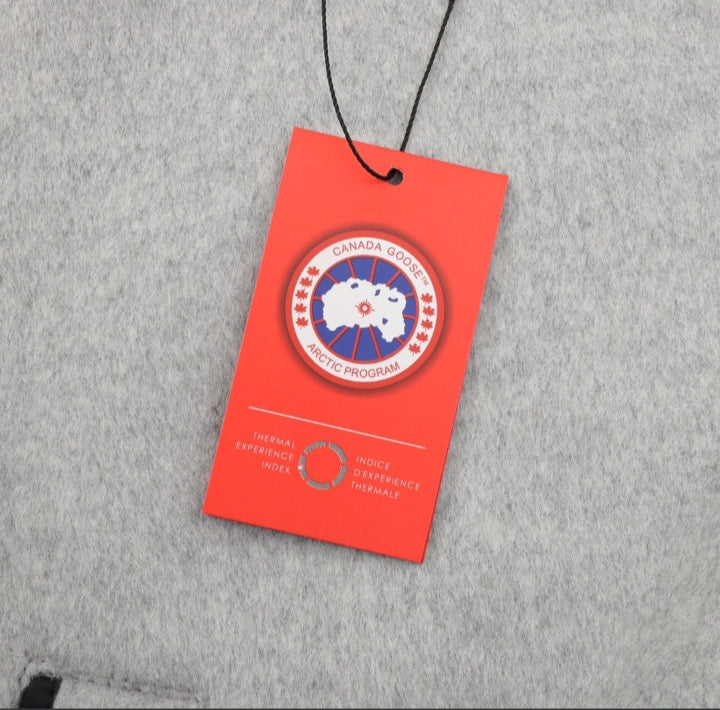 CANADA GOOSE, Chaqueta bomber Chilliwack de vellón White Label